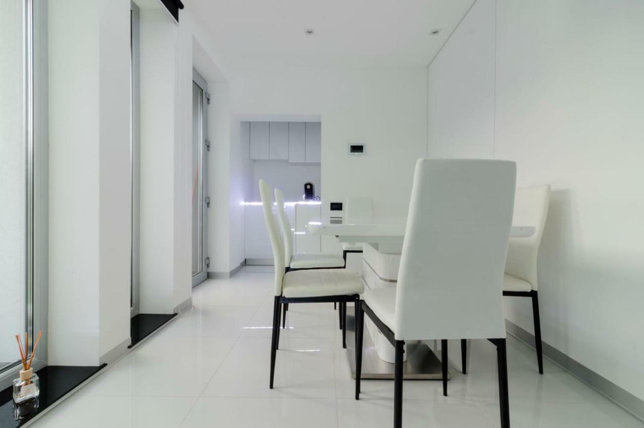 Ezra Luxury Apartments Нэводари Экстерьер фото