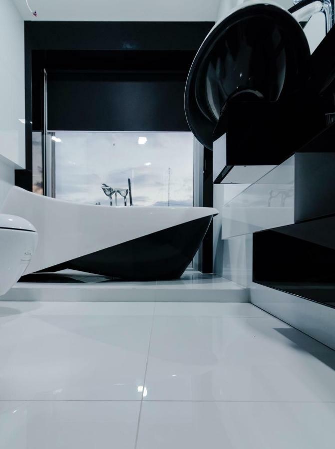 Ezra Luxury Apartments Нэводари Экстерьер фото